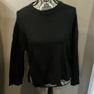 Tahari Women's Black Crew Neck Sweater Size Large